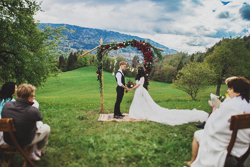 Воздух, горы и любовь: свадьба Ксении и Александра во Франции
