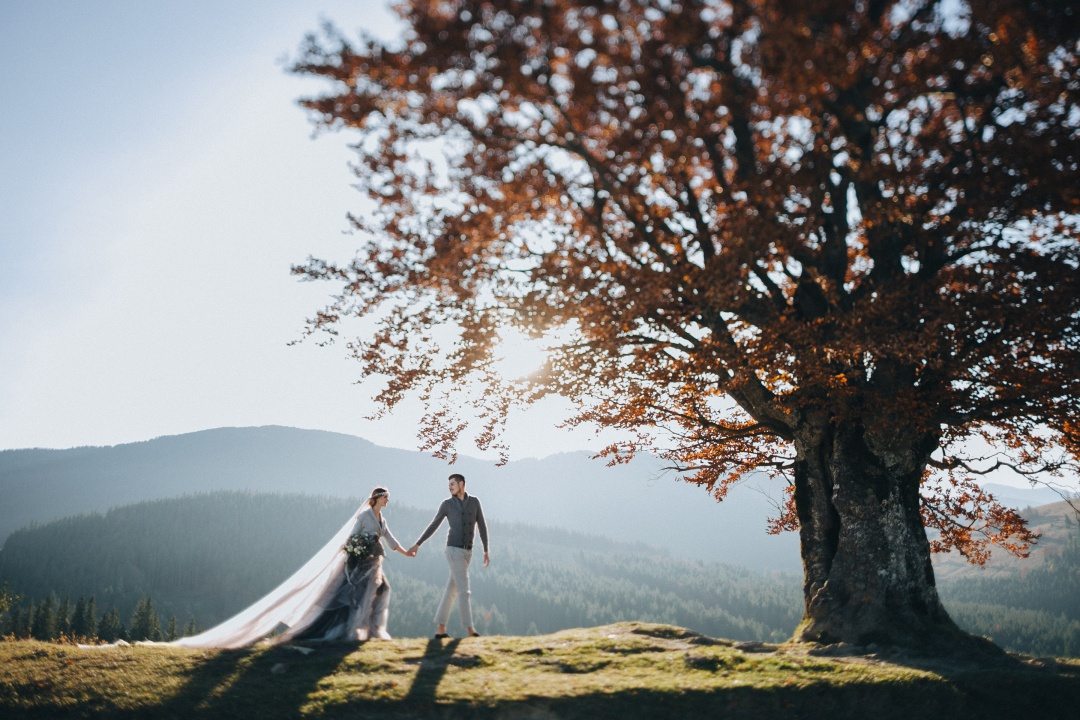 Мнение: Анна Белоус о живых свадебных фотографиях