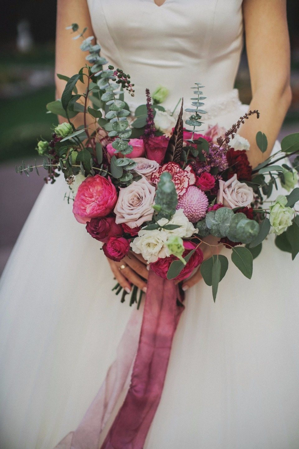 Роскошь любви: свадьба в цвете бургунди
