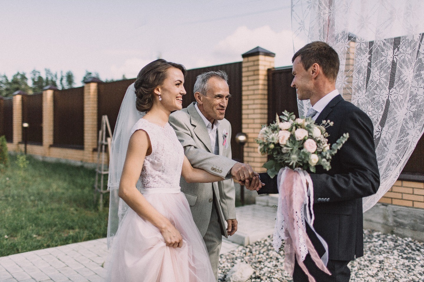 Уютно и по-домашнему: свадьба в стиле рустик