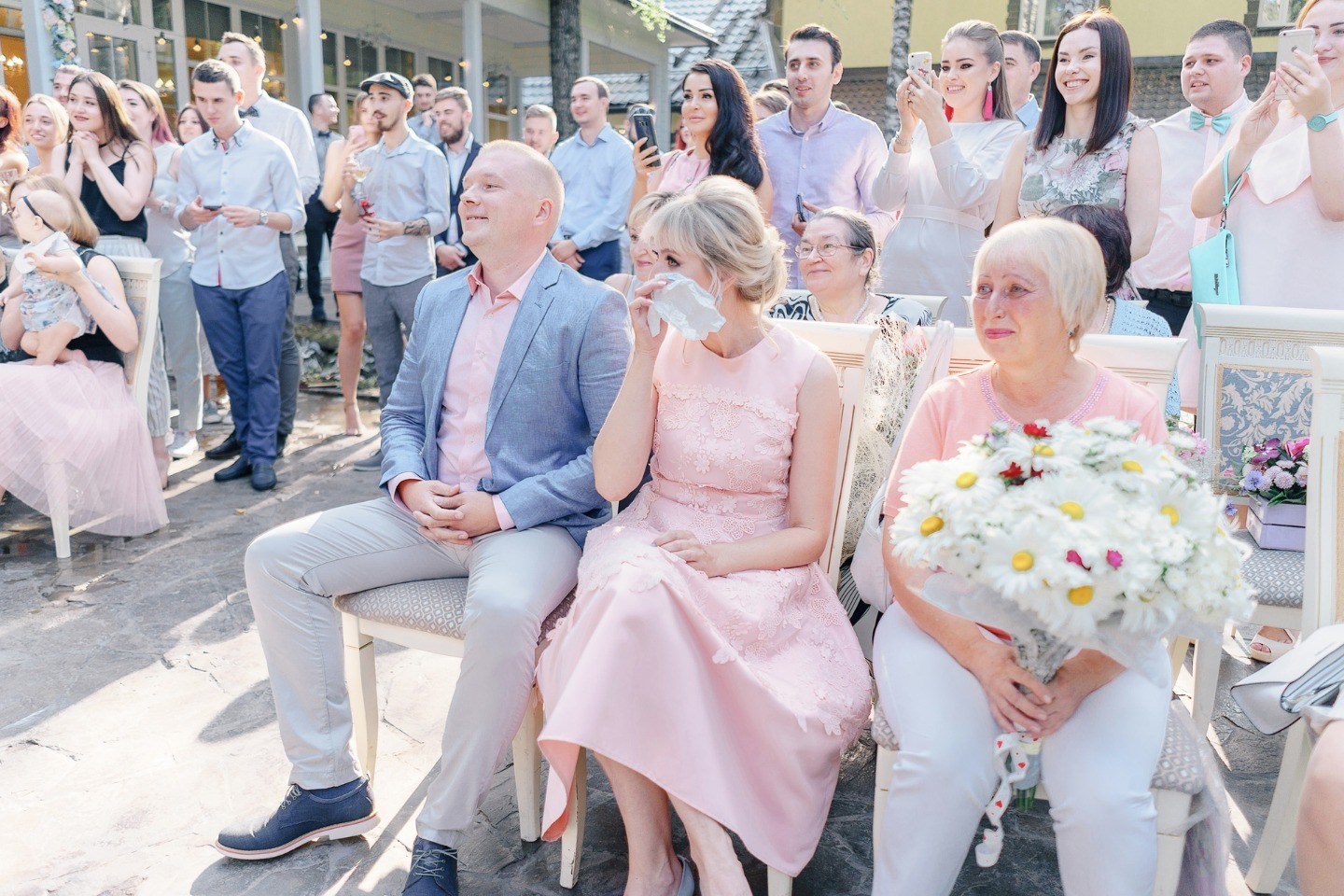 Воздушная легкость: свадьба в голубых и розовых тонах