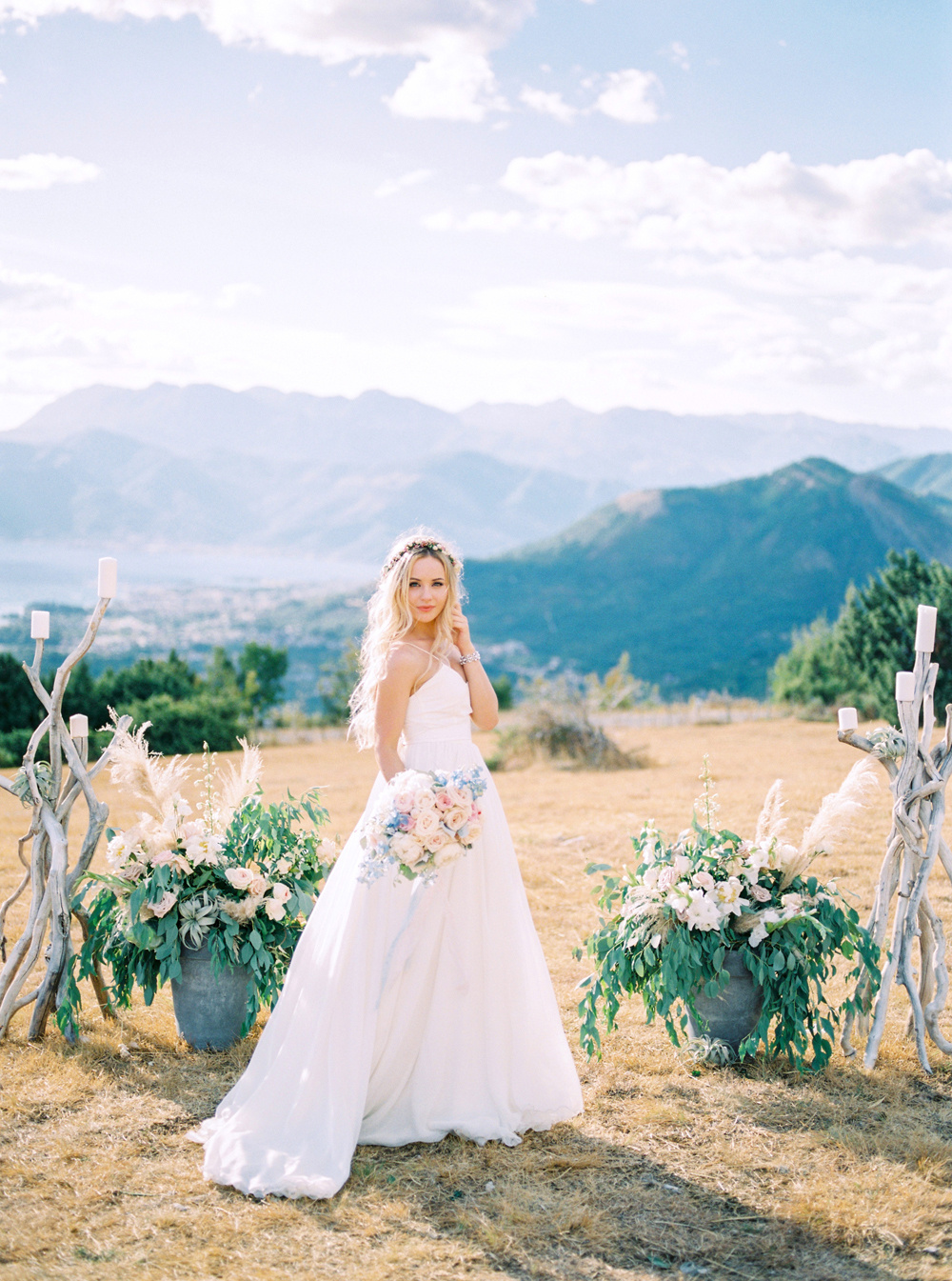 Море и горы: камерная свадьба в Черногории