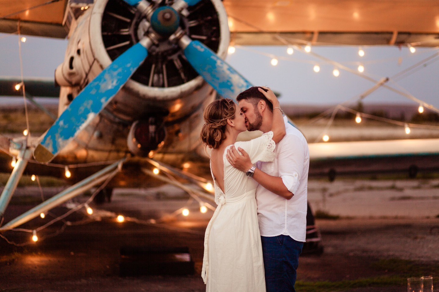 ФОТО ИЗ СТАТЬИ: Любовь и самолеты: как мы организовали тематическую свадьбу за 2 месяца