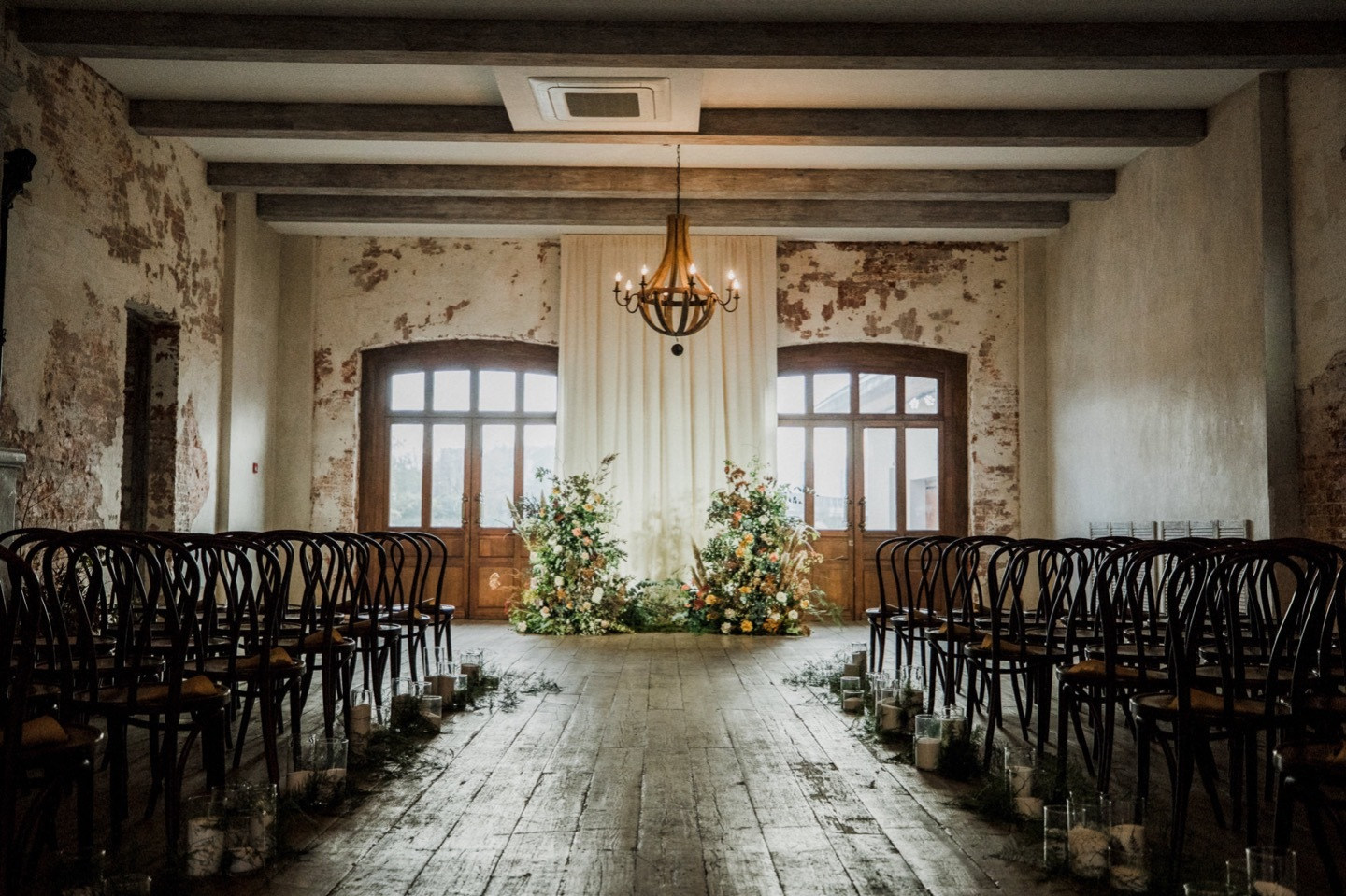 Loft Wedding: осенняя свадьба в старинном особняке
