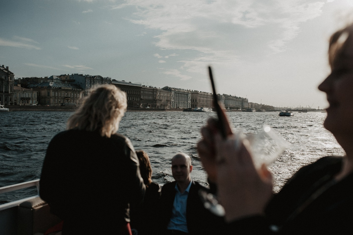 Dark vibes of old St. Petersburg: свадьба в стиле «урбан-шик»