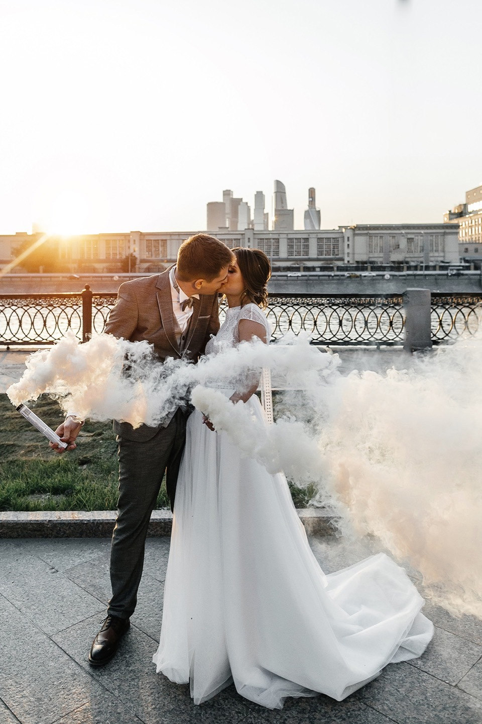 ФОТО ИЗ СТАТЬИ: Элегантная свадьба в урбан-стилистике
