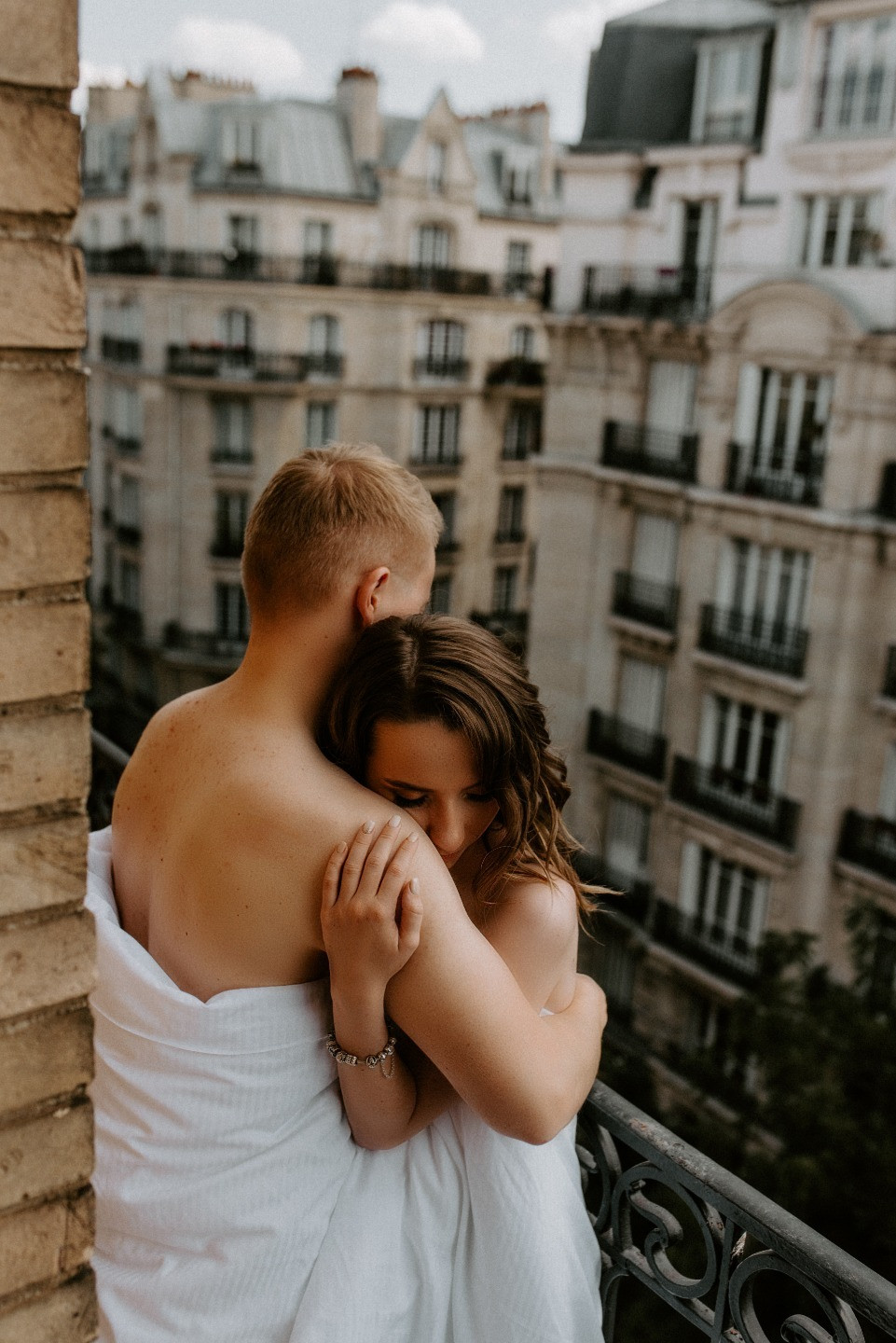 ФОТО ИЗ СТАТЬИ: Свадьба для двоих во Франции