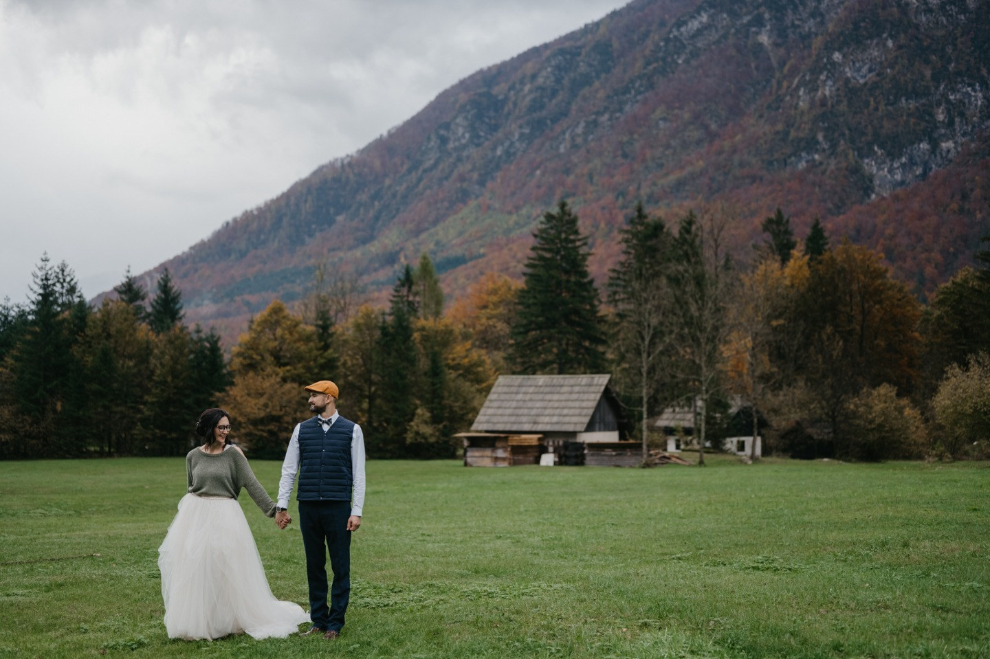 У нас трое детей и мы решили пожениться! Уютная свадьба в Словении