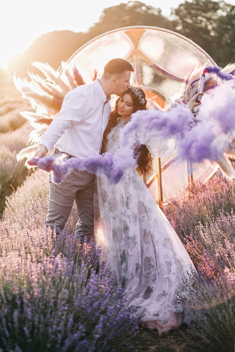 ФОТО ИЗ СТАТЬИ: Лавандовая мечта: воздушная свадьба в фиолетовых оттенках