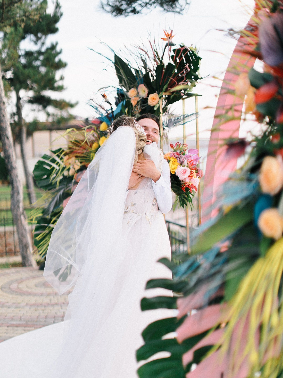 Tropical Paradise: яркая свадьба в Крыму