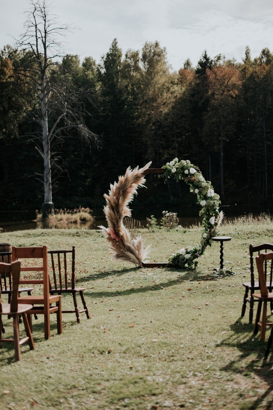 Счастье не за горами: свадьба на открытом воздухе