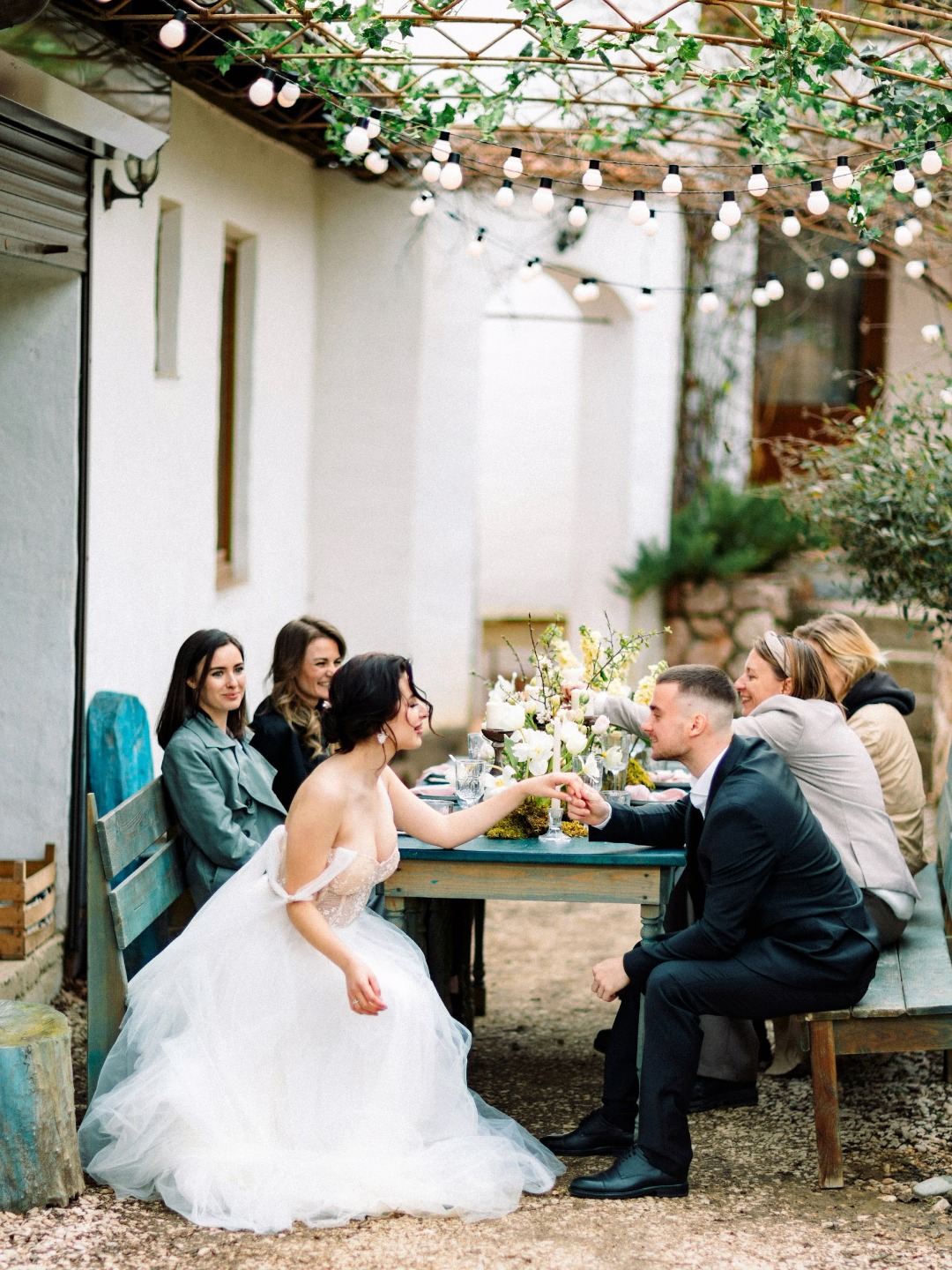 Свадьба в семейной загородной усадьбе: стилизованная съёмка
