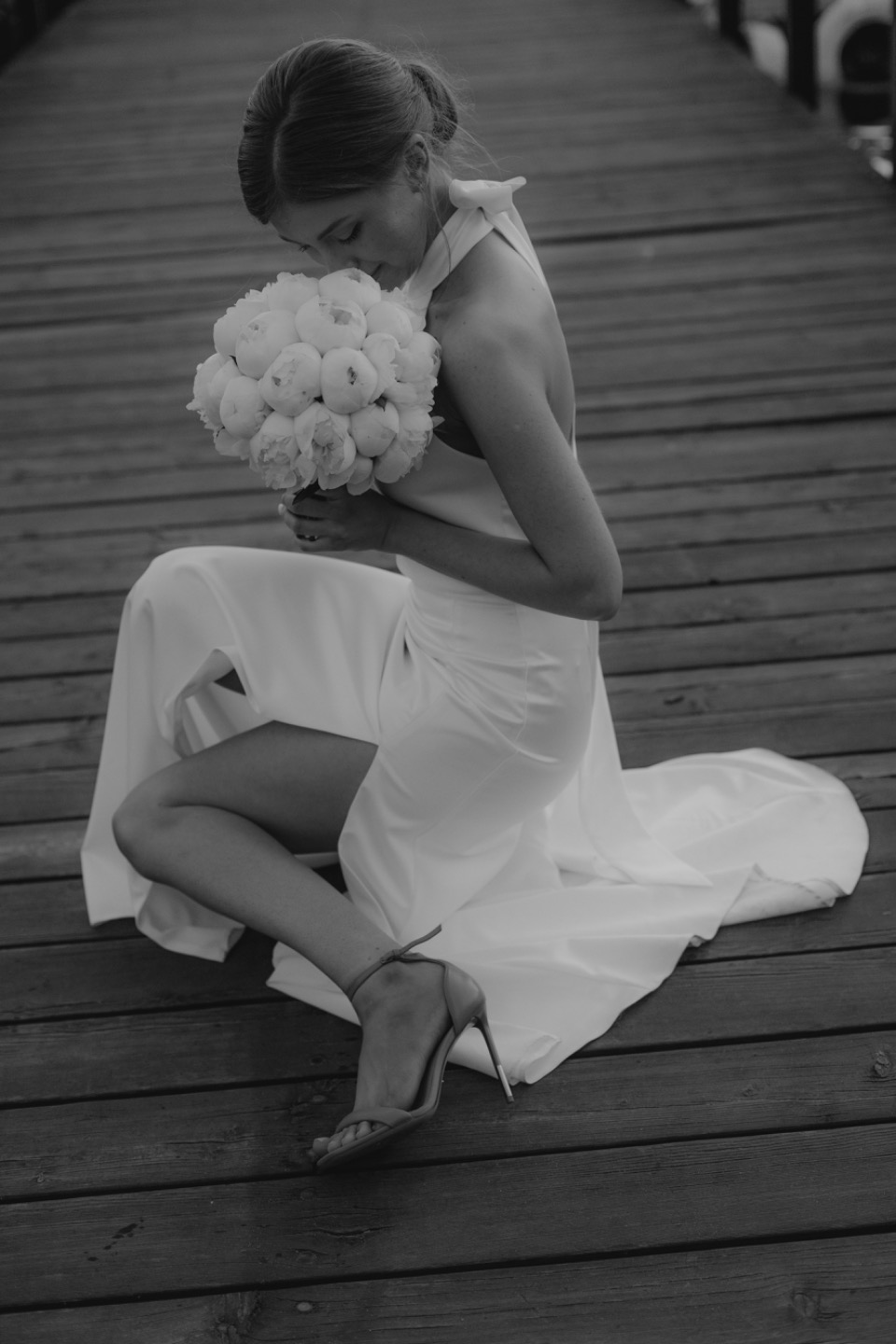 В цвете любви: свадебная церемония на пирсе