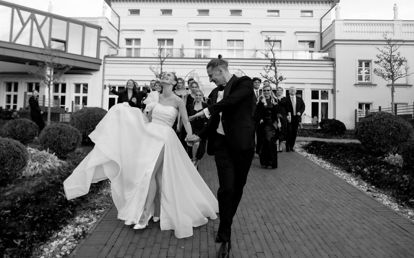 You’ll never walk alone: элегантная осенняя свадьба в Калининграде