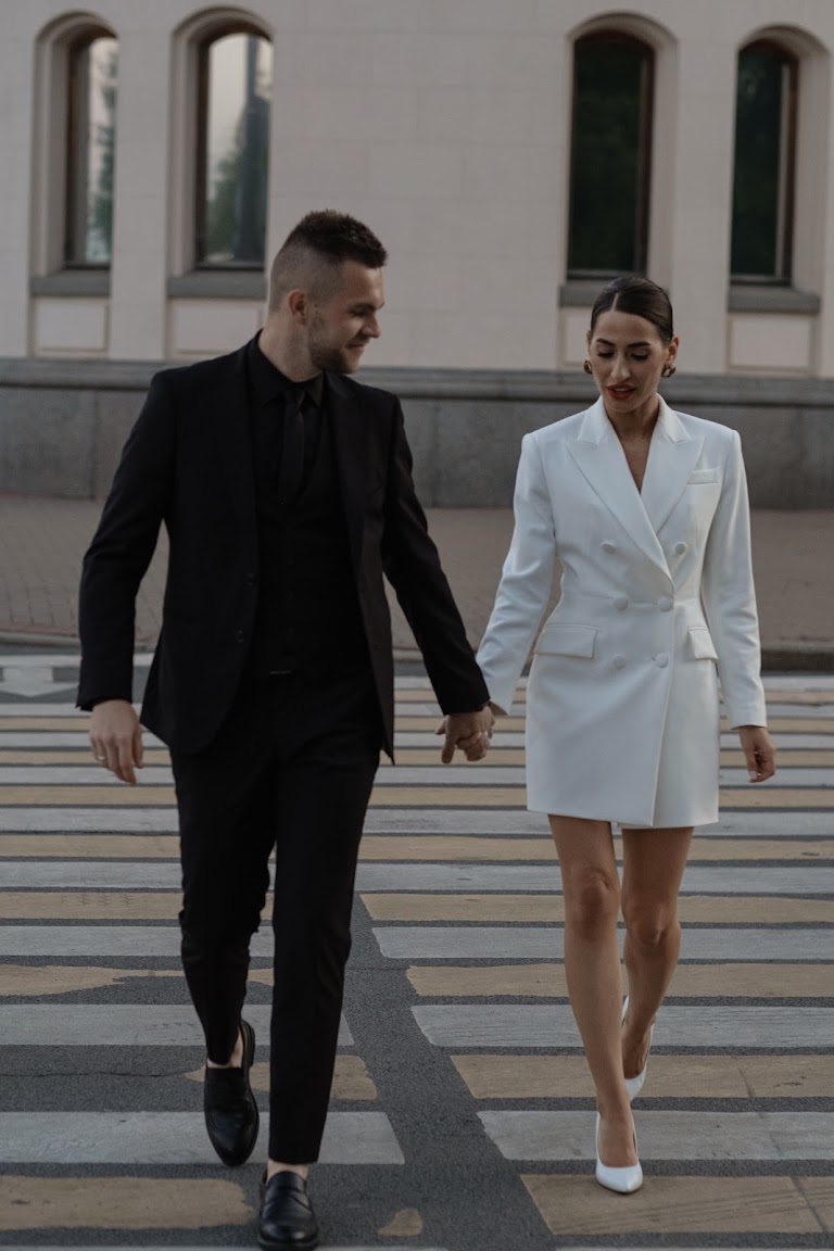 Минимализм и контраст: стильная свадьба в Петербурге