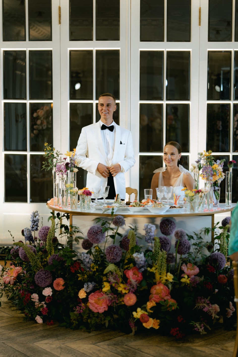 Камерная элегантность: свадьба, вдохновленная Dior