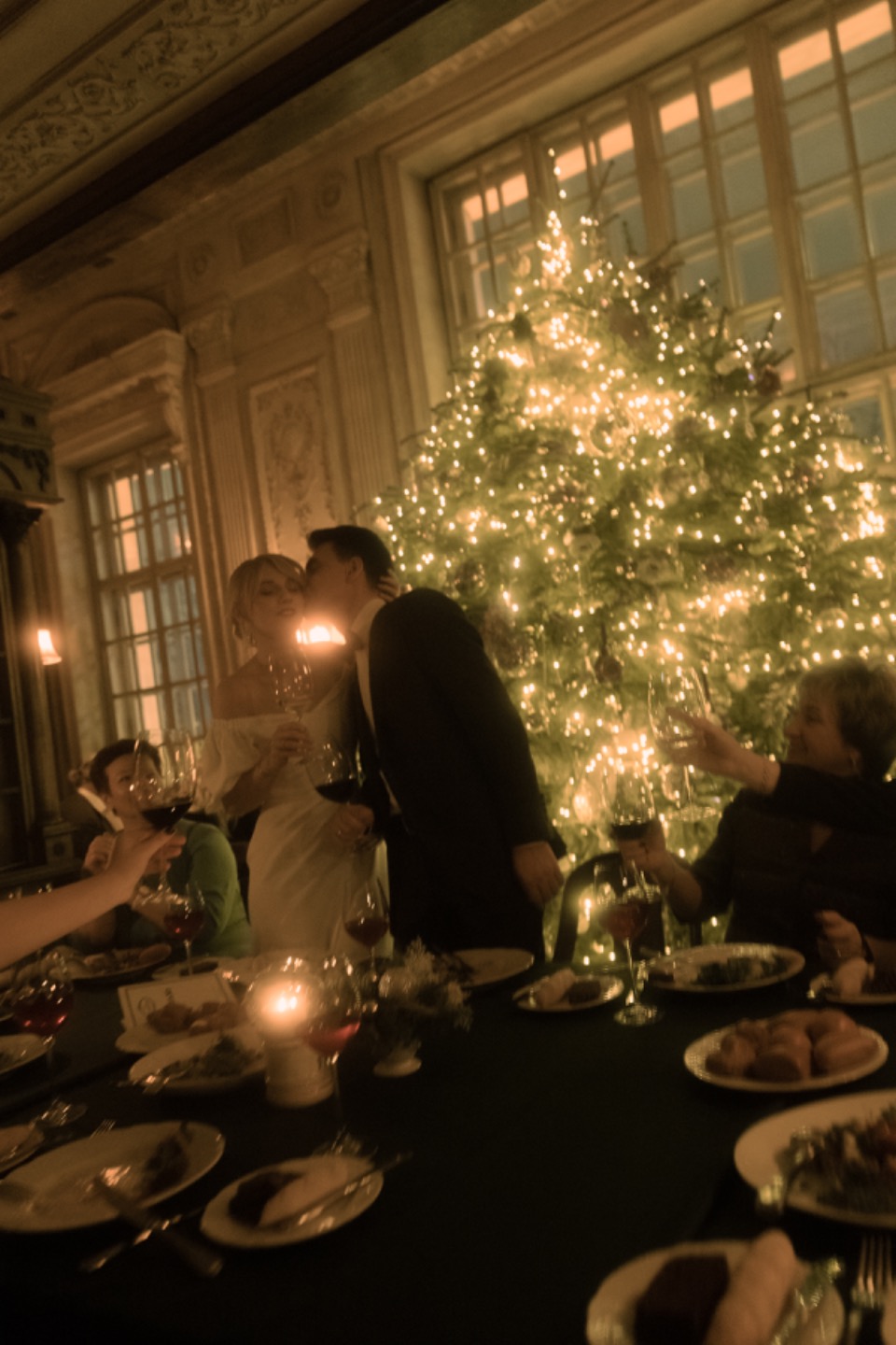 Рождественское чудо: камерная зимняя свадьба в Кафе Пушкин